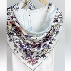 SILK Transitional Floral Twill Scarf 33” IVORY & SOFT LILAC CORAL NEUTRALS NWT